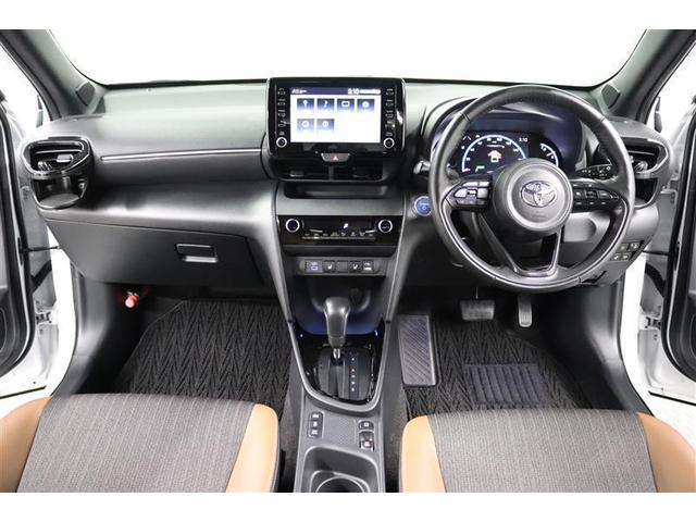 ヤリスクロス ハイブリッドＺ　アドベンチャー　１年保証　ワンオーナー　電動シート　フルセグ　メモリーナビ　ミュージックプレイヤー接続可　全周囲カメラ　バックカメラ　衝突被害軽減システム　ドラレコ　ＬＥＤヘッドランプ　アイドリングストップ（4枚目）