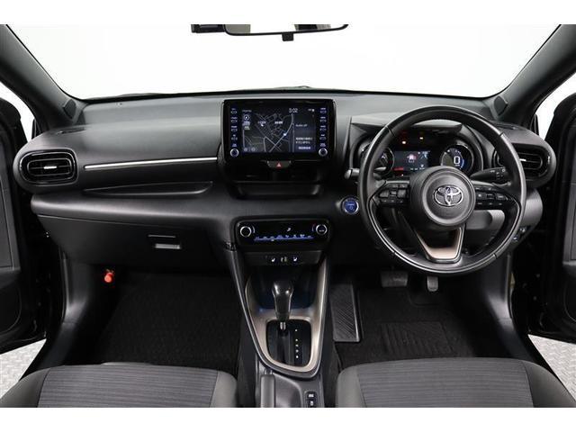 ヤリス ハイブリッドＺ　１年保証　ワンオーナー　シートヒーター　フルセグ　メモリーナビ　ミュージックプレイヤー接続可　バックカメラ　衝突被害軽減システム　ＥＴＣ　ドラレコ　ＬＥＤヘッドランプ　アイドリングストップ（6枚目）