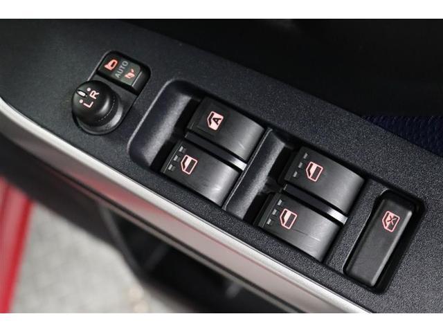 運転席はオート機能付のパワーウィンドウです！