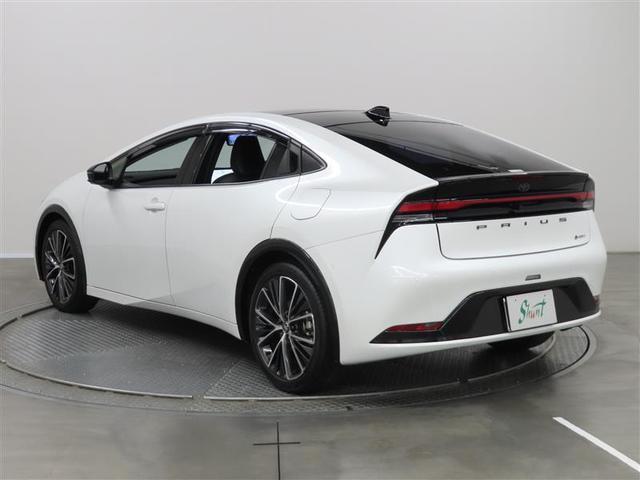 プリウス Ｚ　１年保証　ワンオーナ－　フルセグ　メモリーナビ　ミュージックプレイヤー接続可　電動シート　電動リヤゲート　シートクーラー　全周囲カメラ　バックカメラ　衝突被害軽減システム　ＥＴＣ　ＬＥＤヘッドランプ（5枚目）