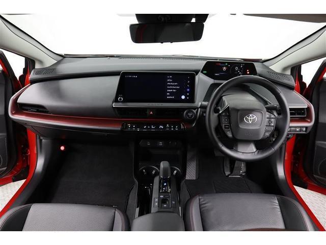 プリウス Ｚ　１年保証　フルエアロ　フルセグ　Ｄミラー　ミュージックプレイヤー接続可　シートエアコン　電動シート　電動リヤゲート　バックカメラ　ＢＳモニタ　衝突被害軽減システム　ＥＴＣ　ドラレコ　ＬＥＤヘッドランプ（6枚目）