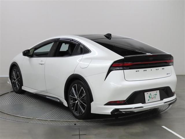 プリウス Ｚ　１年保証　フルエアロ　シートエアコン　フルセグ　メモリーナビ　ミュージックプレイヤー接続可　バックカメラ　衝突被害軽減システム　ＥＴＣ　ドラレコ　ＬＥＤヘッドランプ　アイドリングストップ（5枚目）