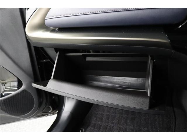 アクア Ｚ　１年保証　ワンオーナー　フルセグ　メモリーナビ　ＤＶＤ再生　ミュージックプレイヤー接続可　電動シート　シートヒーター　全周囲カメラ　バックカメラ　ＢＳモニタ－　衝突被害軽減システム　ＥＴＣ　ドラレコ（24枚目）