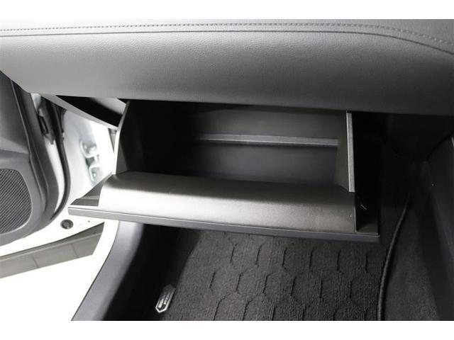 便利な収納スペースの助手席グローボックス！小物もたくさん収納できます。