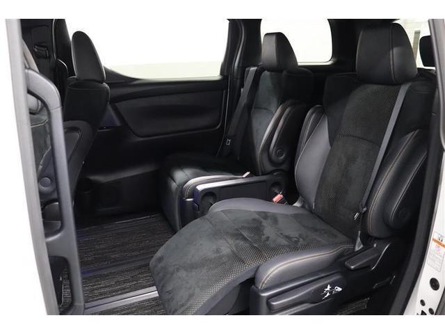 ヴェルファイア ２．５Ｚ　ゴールデンアイズ　１年保証　ワンオーナ－　後席モニタ－　フルセグ　メモリーナビ　ＤＶＤ再生　ミュージックプレイヤー接続可　電動リヤゲート　バックカメラ　衝突被害軽減システム　ＥＴＣ　両側電動スライド　ＬＥＤヘッドランプ（20枚目）