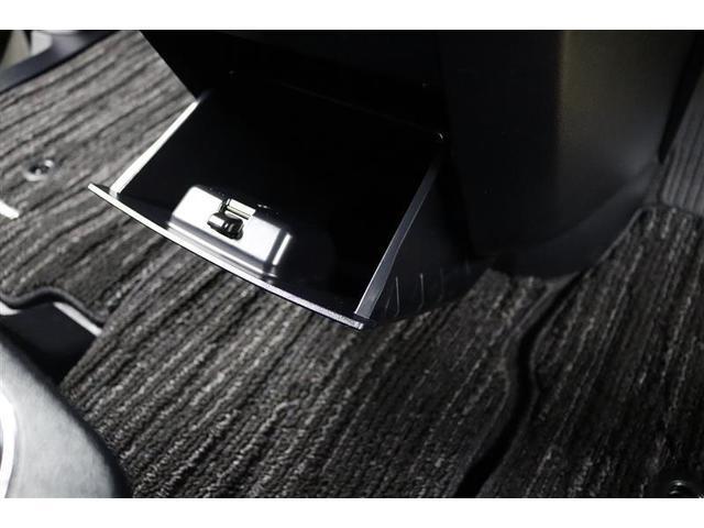 ヴェルファイア ２．５Ｚ　１年保証　ワンオーナ－　後席モニタ－　オットマン　フルセグ　メモリーナビ　ＤＶＤ再生　ミュージックプレイヤー接続可　バックカメラ　衝突被害軽減システム　ＥＴＣ　両側電動スライド　ＬＥＤヘッドランプ（26枚目）