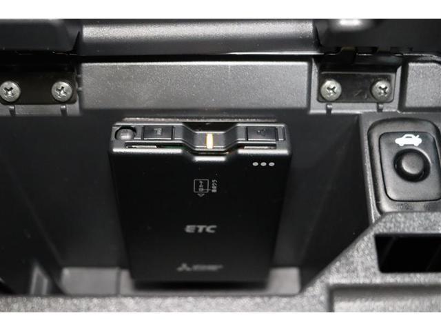 コペン セロ　１年保証　フルセグ　メモリーナビ　ＤＶＤ再生　ＣＤ再生　ミュージックプレイヤー接続可　シートヒーター　バックカメラ　横滑り防止装置　ＥＴＣ　ＬＥＤヘッドランプ　スマートキー　アイドリングストップ（9枚目）