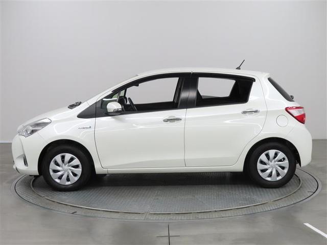 ヴィッツ ハイブリッドF セーフティーエディションIII 1年保証 ワンオーナ- フルセグ メモリーナビ DVD再生 ミュージックプレイヤー接続可 クリアランスソナー 車線逸脱警報 バックカメラ 衝突被害軽減システム ETC LEDヘッドランプ(4枚目)