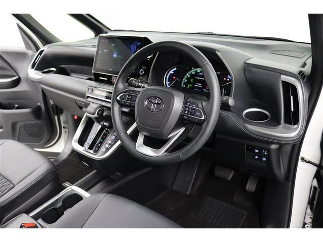 ノア ハイブリッドS-Z 1年保証 電動リヤゲート シートヒーター フルセグ メモリーナビ DVD再生 ミュージックプレイヤー接続可 バックカメラ 衝突被害軽減システム ETC 両側電動スライド LED 乗車定員7人(32枚目)