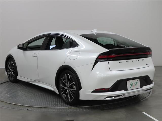 プリウス Ｚ　１年保証　フルエアロ　Ｄミラー　フルセグ　メモリーナビ　ミュージックプレイヤー接続可　電動シート　電動リヤゲート　全周囲カメラ　バックカメラ　衝突被害軽減システム　ＥＴＣ　ドラレコ　ＬＥＤヘッドランプ（5枚目）