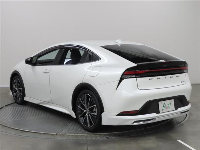 プリウス Ｚ　１年保証　フルエアロ　フルセグ　メモリーナビ　ミュージックプレイヤー接続可　電動シート　電動リヤゲート　シートクーラー　全周囲カメラ　バックカメラ　衝突被害軽減システム　ＥＴＣ　ドラレコ　ＬＥＤランプ（5枚目）