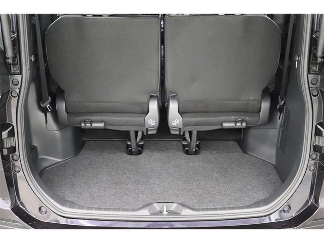 ヴォクシー ハイブリッドＳ－Ｚ　１年保証　当社試乗車　フルセグ　メモリーナビ　ＤＶＤ再生　ミュージックプレイヤー接続可　電動リヤゲート　シートヒーター　全周囲カメラ　バックカメラ　衝突被害軽減システム　ＥＴＣ　両側電動スライド（19枚目）