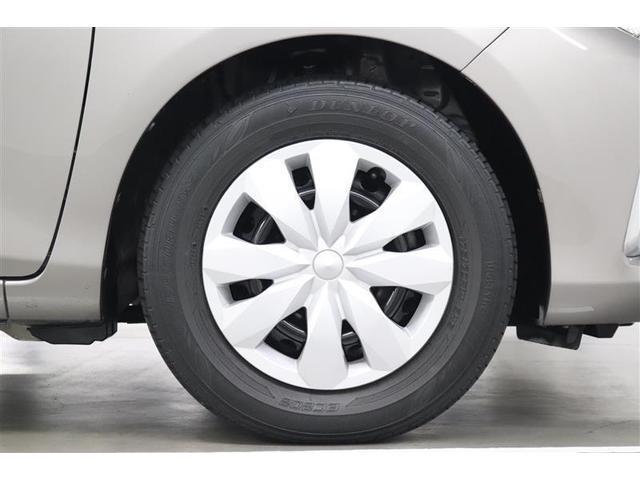 �X�`�[���z�C�[���Ƀz�C�[���L���b�v�𑕒����Ă��܂��B