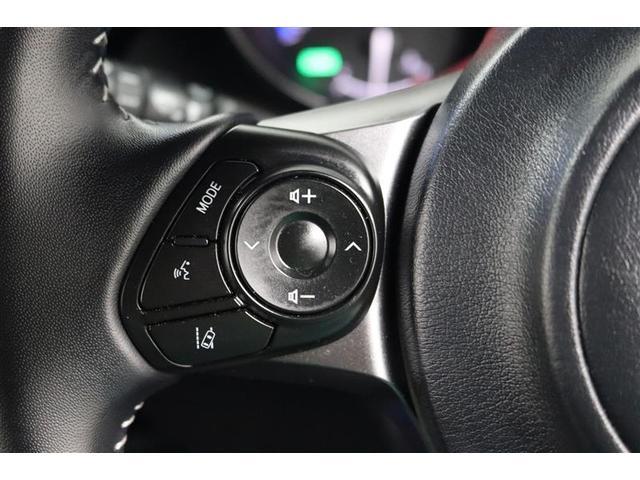 �X�e�A�����O�X�C�b�`�t���Ȃ̂ŃI�[�f�B�I�̑��삪�茳�ŏo���ĕ֗��ł��ˁI