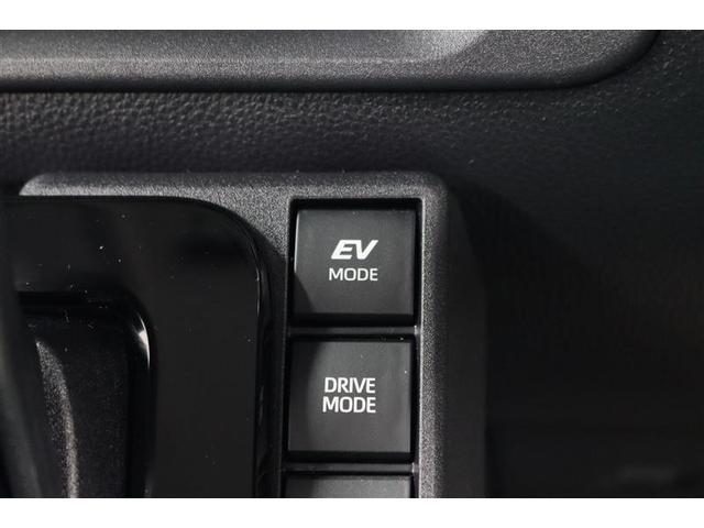 �Ïl���ɗD�ꂽ���K��ԂƐÂ��ȑ���������B����ɂd�u���[�h�ł̓��[�^�[�݂̂ł̑��s�ŃG���W������U�������������Ȃ����肪�y���߂܂��B