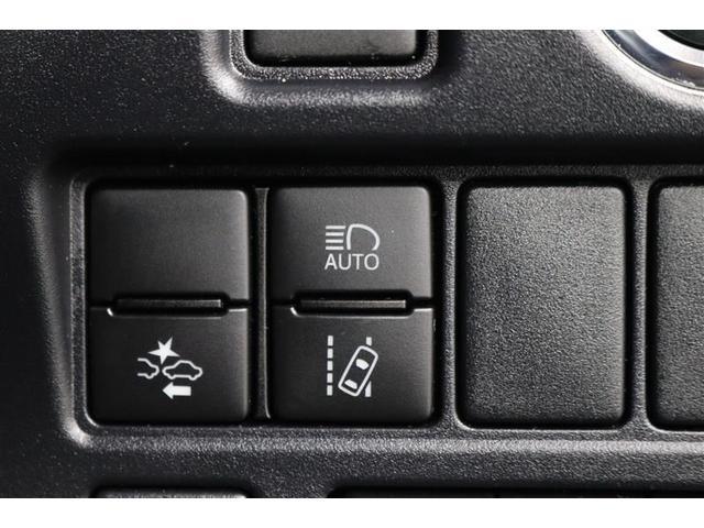 ヴォクシー ＺＳ　煌ＩＩＩ　１年保証　フルセグ　メモリーナビ　ＤＶＤ再生　ミュージックプレイヤー接続可　バックカメラ　衝突被害軽減システム　ＥＴＣ　ドラレコ　両側電動スライド　ＬＥＤヘッドランプ　乗車定員７人　３列シート（16枚目）