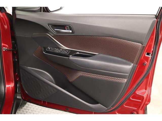 �h�A�|�P�b�g�Ƀ{�g���z���_�[���t���Ă���܂��I