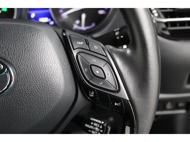 �}���`�C���t�H���[�V�����f�B�X�v���C�̑���X�C�b�`���n���h�����ɂ���܂��I�݂������������Ɋm�F�ł��܂��B