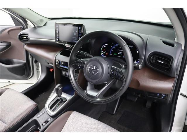 ヤリスクロス ハイブリッドＺ　１年保証　ワンオーナー　ディスプレイオーディオ　ミュージックプレイヤー接続可　シートヒーター　全周囲カメラ　バックカメラ　車線逸脱警報　衝突被害軽減システム　ＥＴＣ　ドラレコ　ＬＥＤヘッドランプ（32枚目）