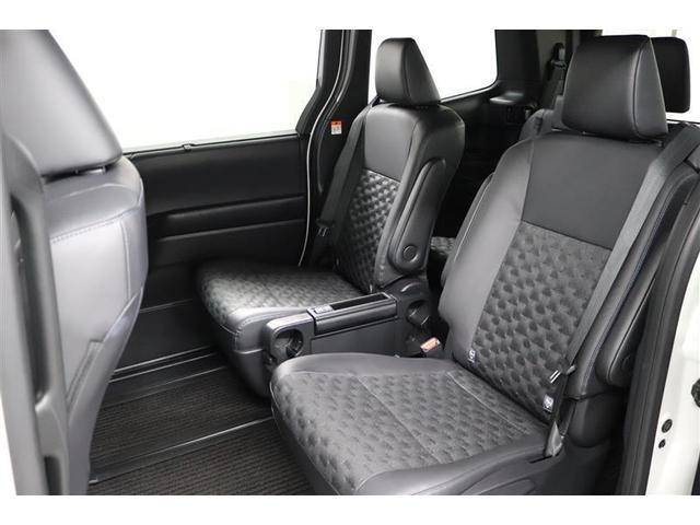 �Z�J���h�V�[�g�̓����O�X���C�h�ő����L�X�̃L���v�e���V�[�g�I