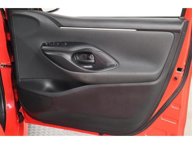 �h�A�|�P�b�g�Ƀ{�g���z���_�[���t���Ă���܂��I