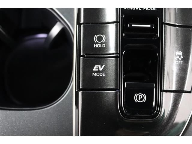 �Ïl���ɗD�ꂽ���K��ԂƐÂ��ȑ���������B����ɂd�u���[�h�ł̓��[�^�[�݂̂ł̑��s�ŃG���W������U�������������Ȃ����肪�y���߂܂��B