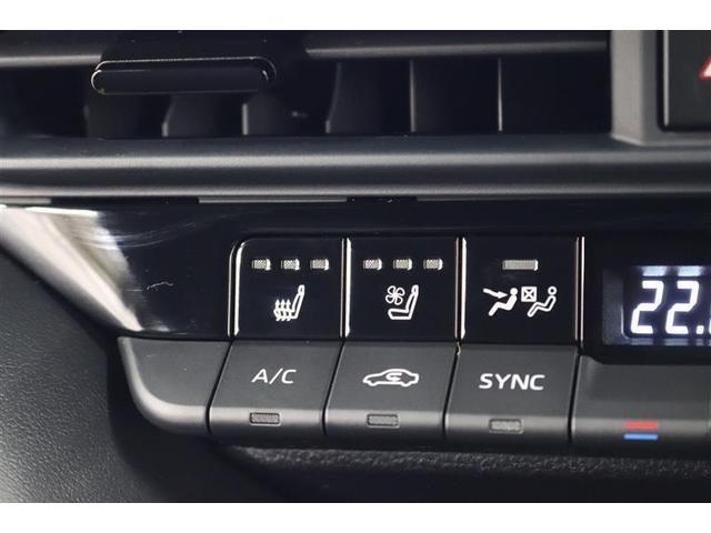 �V�[�g�q�[�^�ƃV�[�g�x���`���[�V�����𑕔����Ă��܂��B