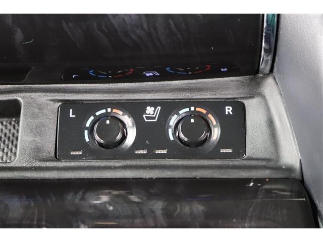 �V�[�g�q�[�^�ƃV�[�g�x���`���[�V�����𑕔����Ă��܂��B