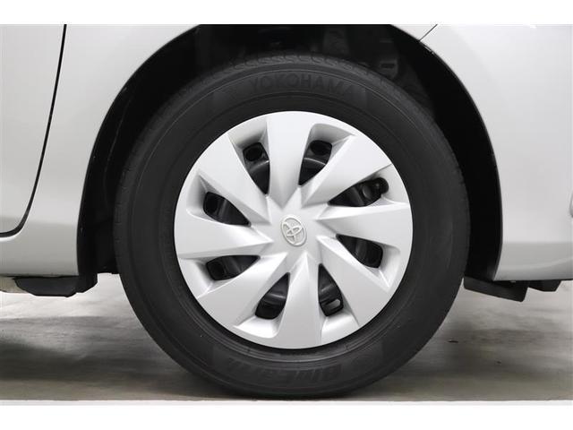 �X�`�[���z�C�[���Ƀz�C�[���L���b�v�𑕒����Ă��܂��B