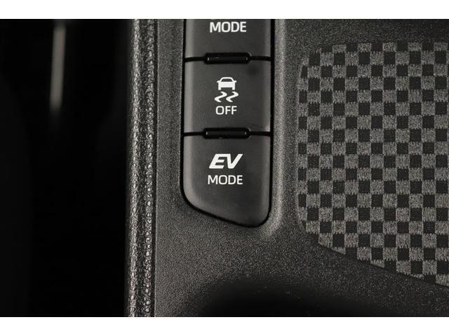 �Ïl���ɗD�ꂽ���K��ԂƐÂ��ȑ���������B����ɂd�u���[�h�ł̓��[�^�[�݂̂ł̑��s�ŃG���W������U�������������Ȃ����肪�y���߂܂��B