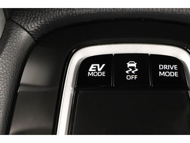 �Ïl���ɗD�ꂽ���K��ԂƐÂ��ȑ���������B����ɂd�u���[�h�ł̓��[�^�[�݂̂ł̑��s�ŃG���W������U�������������Ȃ����肪�y���߂܂��B