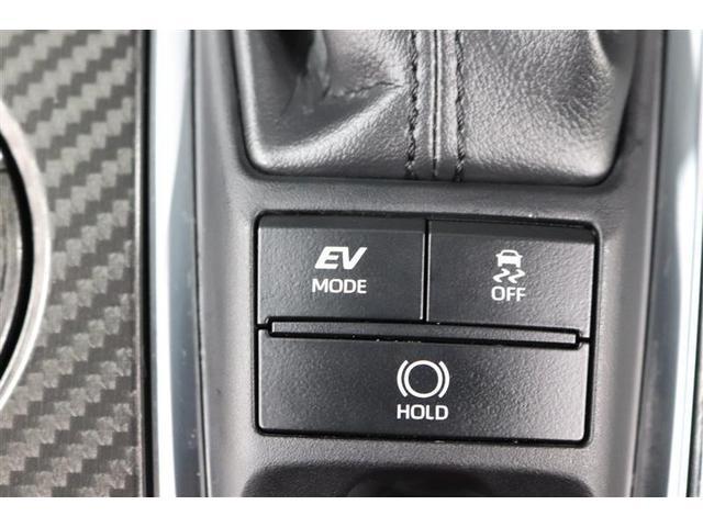 �Ïl���ɗD�ꂽ���K��ԂƐÂ��ȑ���������B����ɂd�u���[�h�ł̓��[�^�[�݂̂ł̑��s�ŃG���W������U�������������Ȃ����肪�y���߂܂��B