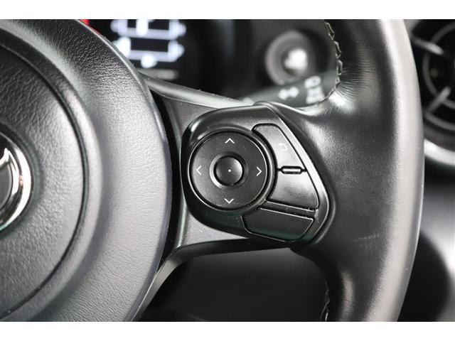 �}���`�C���t�H���[�V�����f�B�X�v���C�̑���X�C�b�`���n���h�����ɂ���܂��I�݂������������Ɋm�F�ł��܂��B