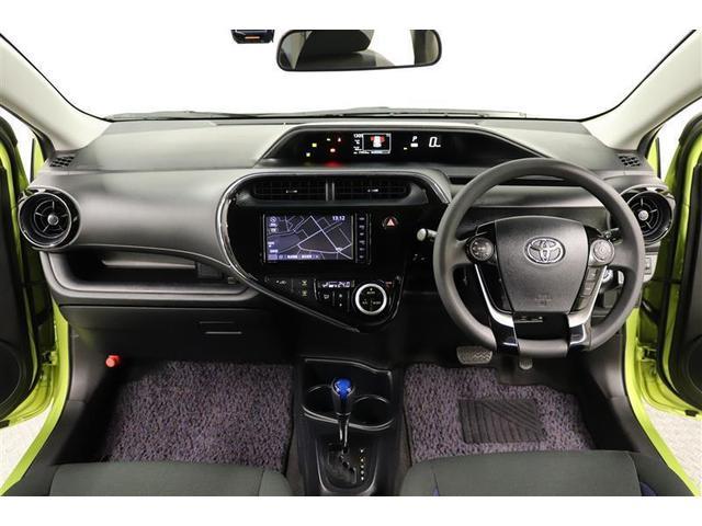 アクア Ｓ　１年保証　ワンオーナー　シートヒーター　フルセグ　メモリーナビ　ＤＶＤ再生　ミュージックプレイヤー接続可　バックカメラ　衝突被害軽減システム　ＥＴＣ　ドラレコ　アイドリングストップ（6枚目）