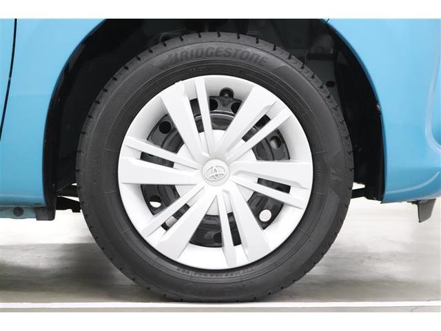 �X�`�[���z�C�[���Ƀz�C�[���L���b�v�𑕒����Ă��܂��B