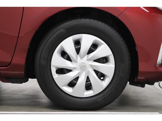 �X�`�[���z�C�[���Ƀz�C�[���L���b�v�𑕒����Ă��܂��B