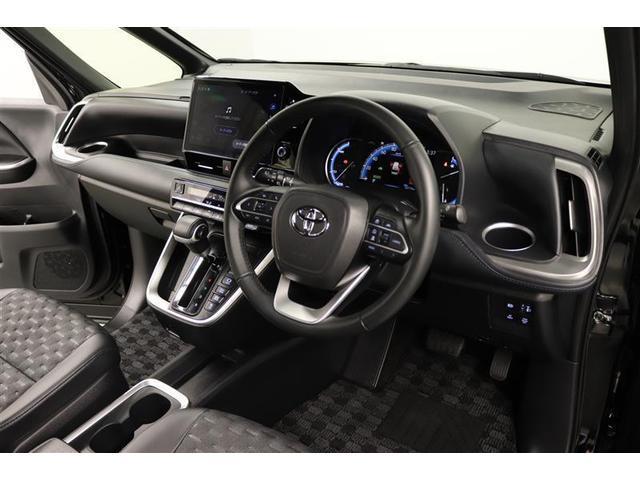 ヴォクシー ハイブリッドＳ－Ｚ　１年保証　フルセグ　メモリーナビ　ＤＶＤ再生　ミュージックプレイヤー接続可　バックカメラ　衝突被害軽減システム　ＥＴＣ　両側電動スライド　ＬＥＤヘッドランプ　乗車定員７人　アイドリングストップ（32枚目）