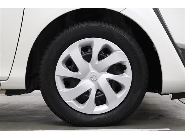 �X�`�[���z�C�[���Ƀz�C�[���L���b�v�𑕒����Ă��܂��B