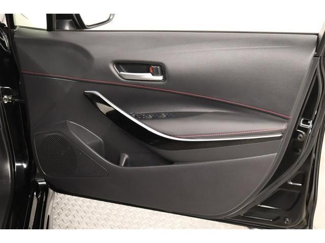 �h�A�|�P�b�g�Ƀ{�g���z���_�[���t���Ă���܂��I