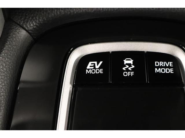 �Ïl���ɗD�ꂽ���K��ԂƐÂ��ȑ���������B����ɂd�u���[�h�ł̓��[�^�[�݂̂ł̑��s�ŃG���W������U�������������Ȃ����肪�y���߂܂��B