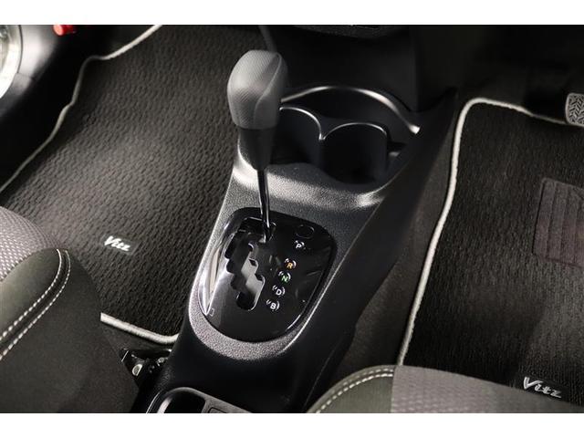 ヴィッツ ハイブリッドＦ　セーフティーエディションＩＩＩ　１年保証　ワンオーナー　フルセグ　メモリーナビ　ＤＶＤ再生　ミュージックプレイヤー接続可　バックカメラ　衝突被害軽減システム　ＥＴＣ　ドラレコ　ＬＥＤヘッドランプ　アイドリングストップ（28枚目）