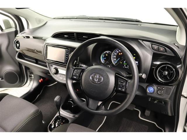 ヴィッツ ハイブリッドＦ　セーフティーエディションＩＩＩ　１年保証　ワンオーナー　フルセグ　メモリーナビ　ＤＶＤ再生　ミュージックプレイヤー接続可　バックカメラ　衝突被害軽減システム　ＥＴＣ　ドラレコ　ＬＥＤヘッドランプ　アイドリングストップ（30枚目）