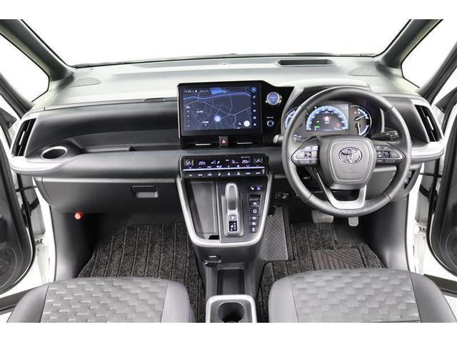 ヴォクシー ハイブリッドＳ－Ｚ　１年保証　後席モニター　フルセグ　メモリーナビ　ＤＶＤ再生　ミュージックプレイヤー接続可　バックカメラ　衝突被害軽減システム　ＥＴＣ　ドラレコ　両側電動スライド　ＬＥＤヘッドランプ　乗車定員７人（6枚目）