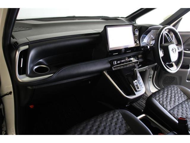 ヴォクシー ハイブリッドＳ－Ｚ　１年保証　後席モニター　フルセグ　メモリーナビ　ＤＶＤ再生　ミュージックプレイヤー接続可　バックカメラ　衝突被害軽減システム　ＥＴＣ　ドラレコ　両側電動スライド　ＬＥＤヘッドランプ　乗車定員７人（24枚目）