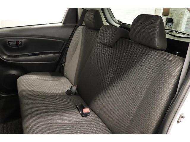 �X�`�[���z�C�[���Ƀz�C�[���L���b�v�𑕒����Ă��܂��B