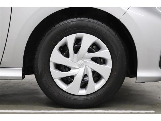 �X�`�[���z�C�[���Ƀz�C�[���L���b�v�𑕒����Ă��܂��B