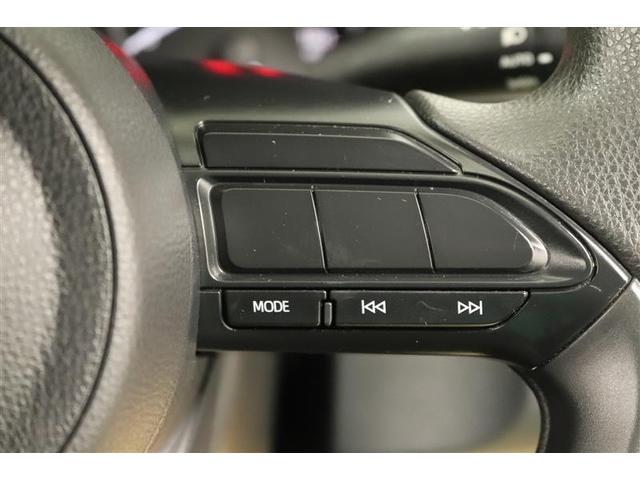 �X�e�A�����O�X�C�b�`�t���Ȃ̂ŃI�[�f�B�I�̑��삪�茳�ŏo���ĕ֗��ł��ˁI