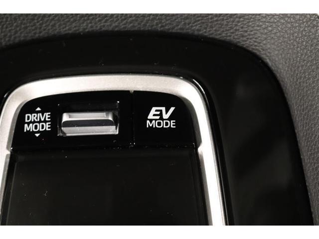 �Ïl���ɗD�ꂽ���K��ԂƐÂ��ȑ���������B����ɂd�u���[�h�ł̓��[�^�[�݂̂ł̑��s�ŃG���W������U�������������Ȃ����肪�y���߂܂��B