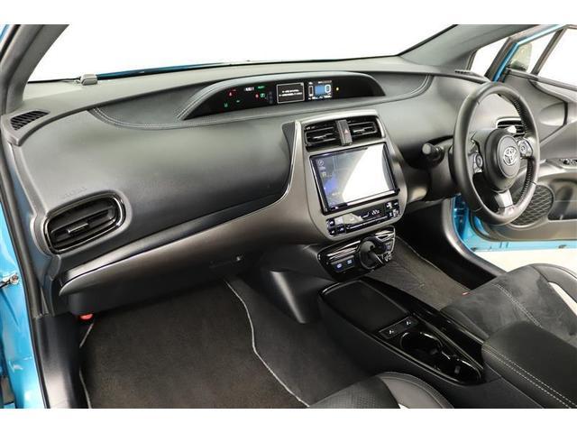 プリウスＰＨＶ Ｓ　ＧＲスポーツ　１年保証　ワンオーナー　フルセグ　メモリーナビ　ＤＶＤ再生　ミュージックプレイヤー接続可　バックカメラ　衝突被害軽減システム　ＥＴＣ　ドラレコ　ＬＥＤヘッドランプ　アイドリングストップ（22枚目）