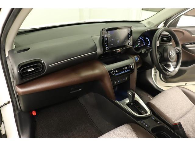 ヤリスクロス ハイブリッドZ 1年保証 ワンオーナ- メモリーナビ ミュージックプレイヤー接続可 Pシート Pリヤゲート シートヒーター 全周囲カメラ バックカメラ 衝突被害軽減システム ETC ドラレコ LEDランプ(22枚目)